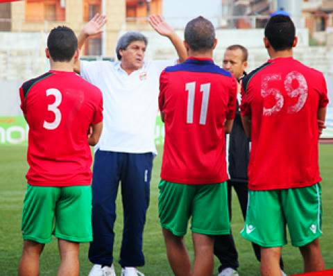 Ligue II : Des supporters empêchent les joueurs de s’entraîner,  SOS, la JSMB en danger !