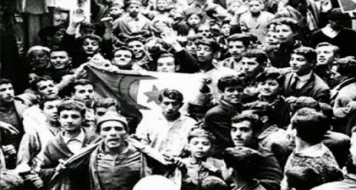 Manifestation de Décembre 1960 «Un seul héros, le Peuple»