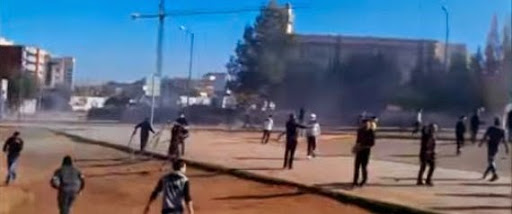 Oujda: Près de 100 blessés dans des affrontements entre étudiants et forces de l’ordre