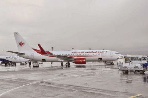 Colère à l&rsquo;aéroport d&rsquo;Alger : 12 heures à attendre l&rsquo;avion pour Ouargla, « bezzaf ! »