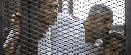 Egypte: Nouveau procès pour les journalistes d’Al-Jazeera qui restent en prison
