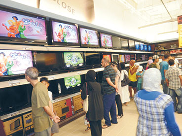 Embourgeoisement trompeur, stress au quotidien, Le crédit à la consommation, à la fois une bénédiction et un piège