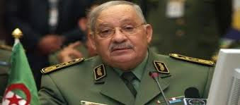 Gaïd Salah préside une réunion des chefs d’état-major des pays du Sahel à Tamanrasset