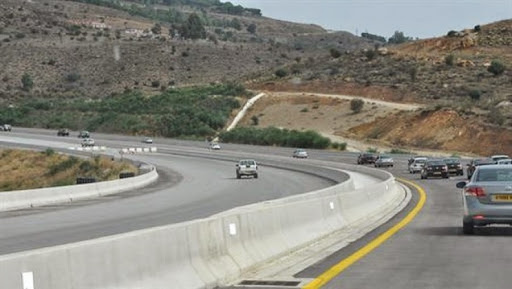 Les tarifs des péages pour le passage sur l&rsquo;autoroute est-ouest en cours d&rsquo;examen