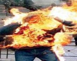 Ouargla : 2 jeunes menacent de se suicider du haut du bâtiment de l’APW