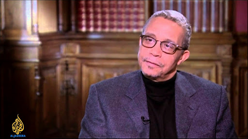 Yasmina Khadra : « je suis Tahar Djaout, je suis Youcef Sebti, je suis Smail Yefsah » (vidéo)