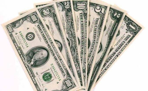 440 algériens ont placé plus 670 millions de dollars en Suisse