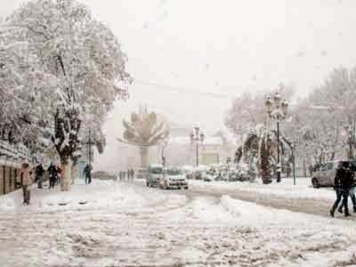 Chutes de neige, Plusieurs routes coupées