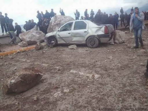 Des morts et des blessés dans un éboulement sur la RN 9 à Aokas – Béjaïa