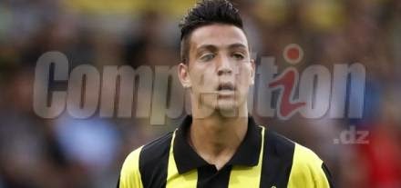 EN : Bensebaini marque des points