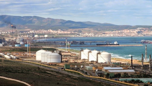 Extension du port d’Arzew pour développer l&rsquo;activité marchande