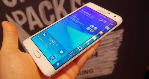 Le Galaxy S Edge lancé le 1er mars à Barcelone ?