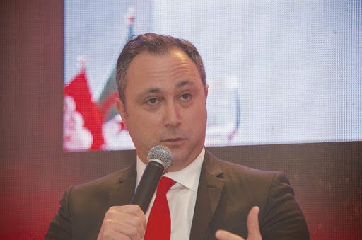 Le soutien du ministre de la Communication aux propos de Joseph Ged engage le gouvernement,  Un OK à l’implication des multinationales dans les débats algéro-algériens ?