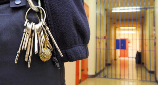 Les faux employes de la Daira de Bir El Djir, derriere les barreaux : 400 millions versés par une émigrée contre un lot de terrain fictif