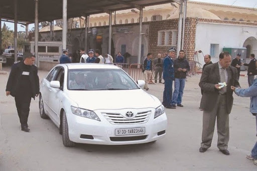 Tunisie, Vers la suppression de la taxe de sortie pour les Maghrébins