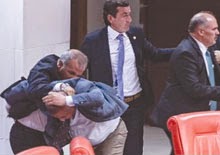 Turquie : bagarre générale au Parlement, 5 députés blessés