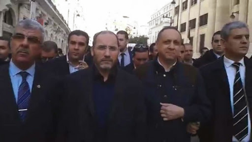 Un premier test politique