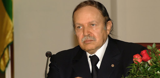 Célébration du 8 mars : Bouteflika appelle à des mesures assurant les femmes quant à leurs droits
