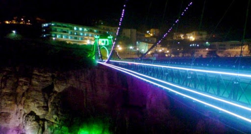 Constantine capitale de la culture arabe : illumination festive de plusieurs édifices