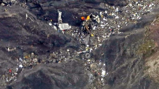 Crash de l&rsquo;avion allemand: le président Bouteflika présente ses condoléances