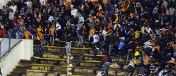 Des blessés et des incidents au stade de Koléa : La violence frappe de nouveau !