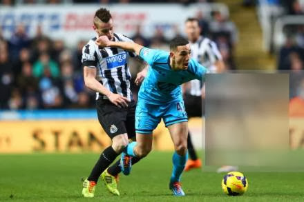 EN : Bentaleb en tête d’affiche