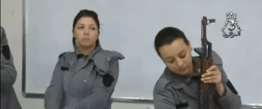 Le ministre des finances, Mohamed Djellab, appuie le DG des douanes sur l&rsquo;interdiction du port du khimar