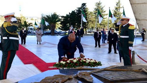 Le président sud-africain se recueille à la mémoire des martyrs de la Révolution