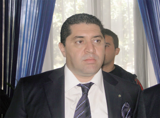 « Le surnombre des concessionnaires automobile ne profite pas aux consommateurs »