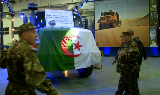 Premier camion militaire « Mercedes-Zetros 6×6 » à Rouiba