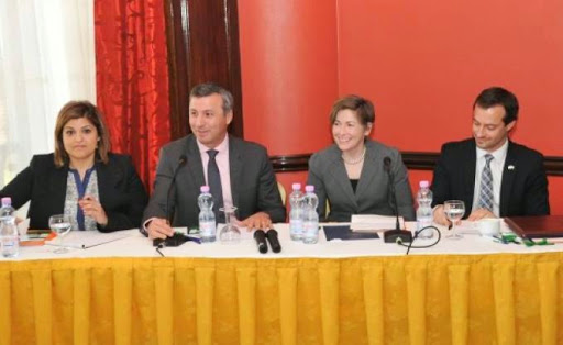 Projet soutenu par le MEPI et l’ambassade des Etats-Unis, Indjaz El Djazair lance une formation pour les étudiants