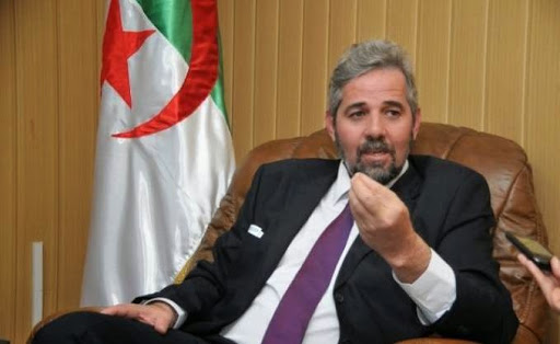 Sid-Ahmed Ferroukhi, ministre de la Pêche, hier, au Forum de “Liberté”  “Un sardinier est une PME”