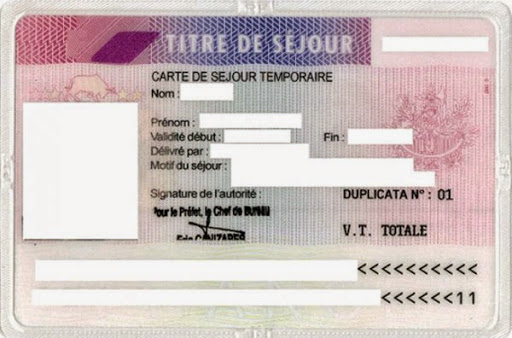 Tout détenteur d’un compte bancaire doit justifier d’une carte de résidence