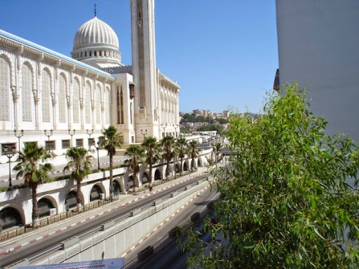 Un imam en congé de maladie enseignerait en Arabie Saoudite