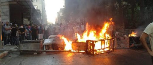 Un véhicule prend feu à Oran