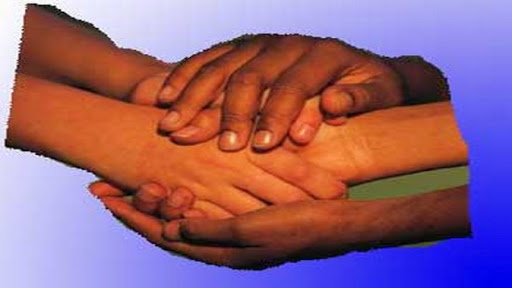 Adrar: caravane de solidarité pour les enfants aux besoins spécifiques