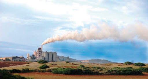 BENI-SAF (AIN TEMOUCHENT) : Les émanations de la cimenterie dérangent les citoyens