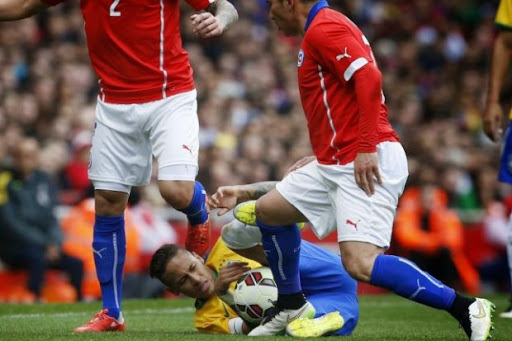 Brésil : Neymar répond à Medel