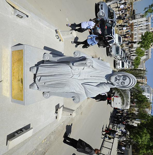 Constantine : la statue de Ben Badis retirée