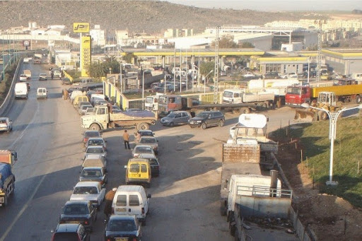Crise de carburant dans des stations-service de Tipasa