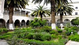 Déclamations poétiques de « haute volée » à la 1ère nuit de la poésie arabe