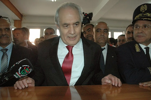 Découpage administratif : Le Sud en 2015, les hauts-plateaux en 2016 et le Nord en 2017