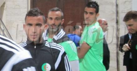 EN : Les locaux regagnent Alger