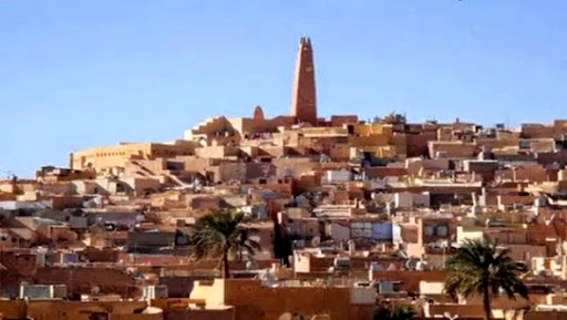 Ghardaïa: une trentaine de bus renforcent la flotte de l’entreprise de transport urbain