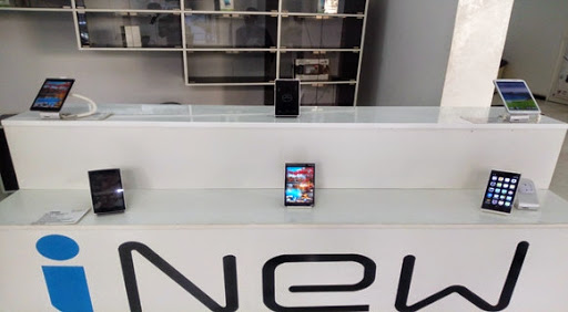 INEW : « des smartphones performants et accessibles à tous » ?