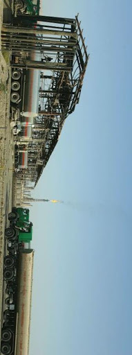 Irak: le groupe Etat islamique attaque la plus grande raffinerie du pays