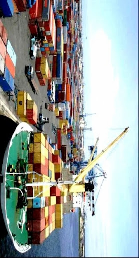 La balance commerciale n’enregistre plus d’excédent, Déficit de 1,73 milliard de dollars au 1er trimestre 2015