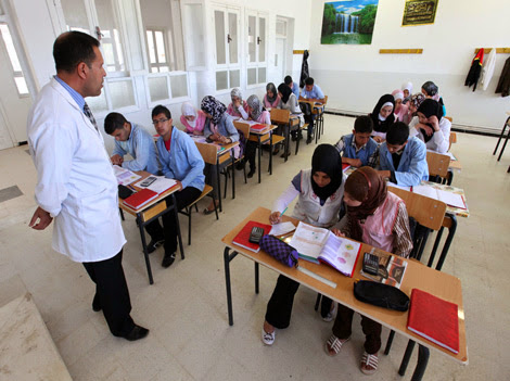 La Fonction publique menace de geler les concours de recrutement d’enseignants