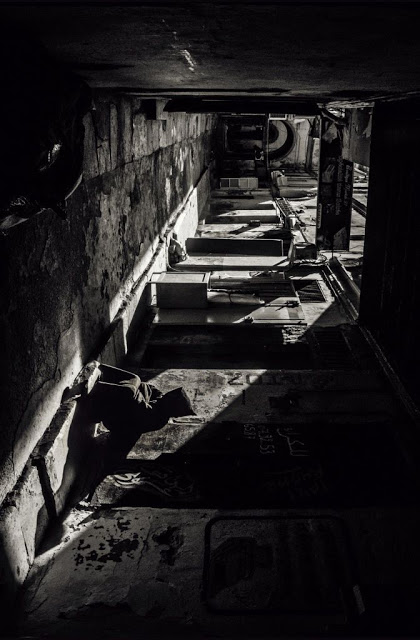 Le mystérieux « homme à la Djellaba » qui arpente les villes et… Facebook (PHOTOS)