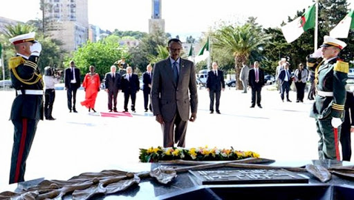 Le président rwandais se recueille à la mémoire des martyrs de la Guerre de libération nationale